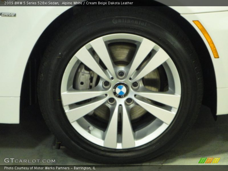Alpine White / Cream Beige Dakota Leather 2009 BMW 5 Series 528xi Sedan
