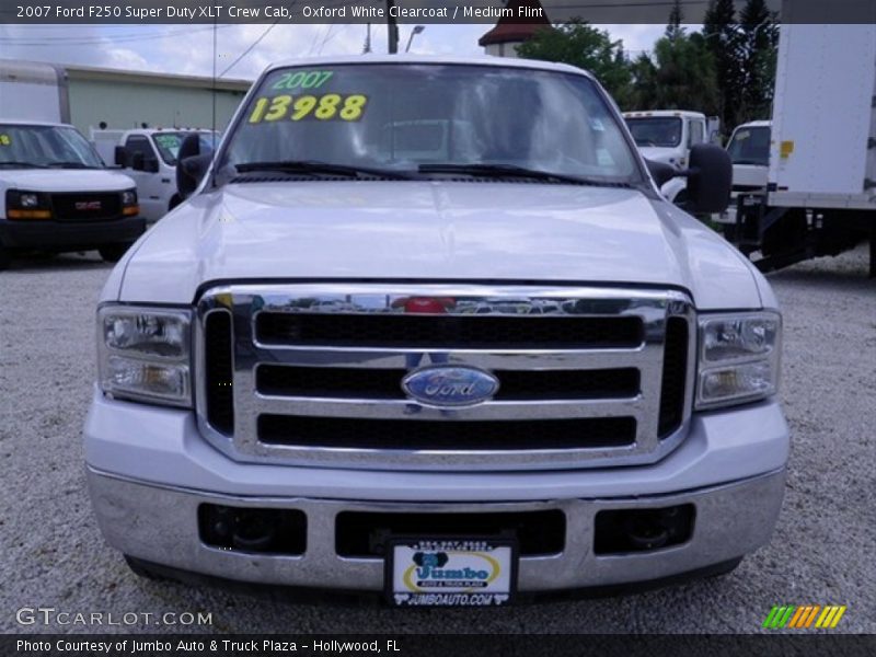 Oxford White Clearcoat / Medium Flint 2007 Ford F250 Super Duty XLT Crew Cab