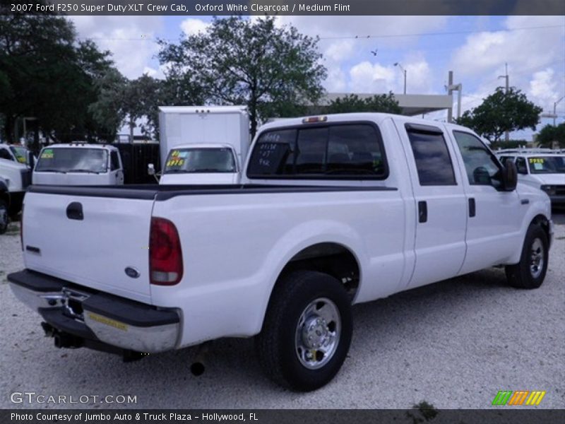 Oxford White Clearcoat / Medium Flint 2007 Ford F250 Super Duty XLT Crew Cab