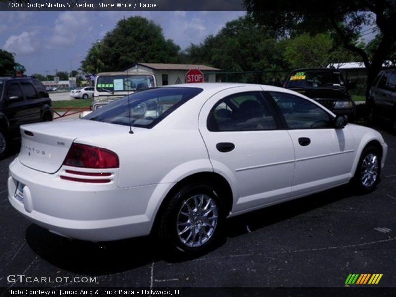 Stone White / Taupe 2003 Dodge Stratus SE Sedan