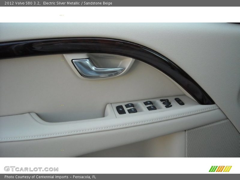 Electric Silver Metallic / Sandstone Beige 2012 Volvo S80 3.2