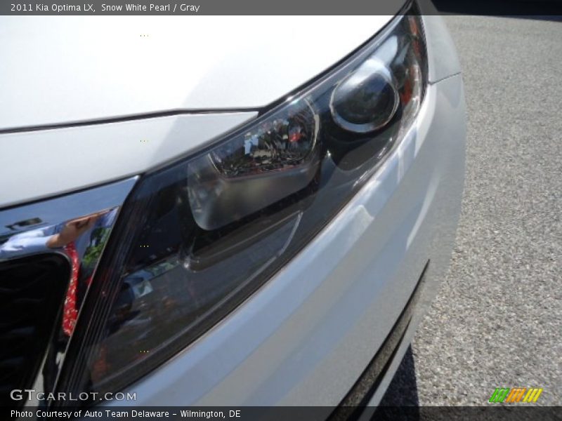 Snow White Pearl / Gray 2011 Kia Optima LX