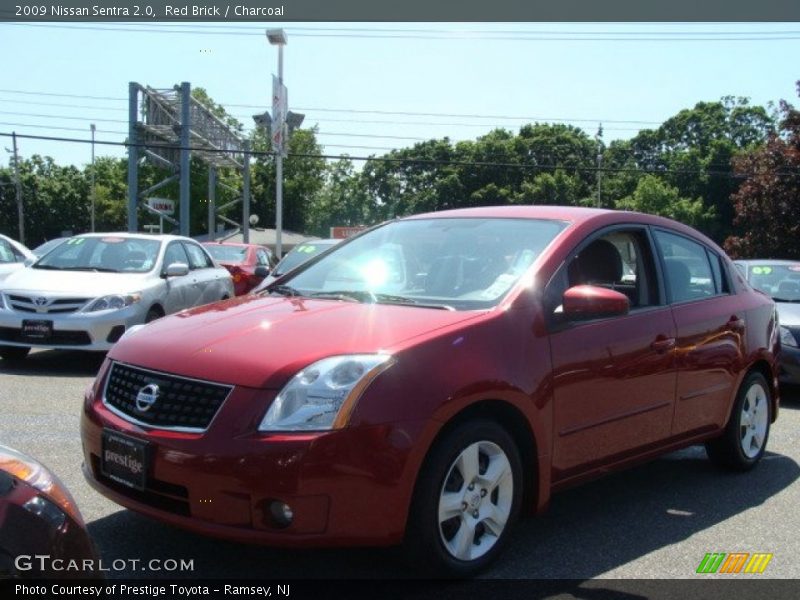 Red Brick / Charcoal 2009 Nissan Sentra 2.0