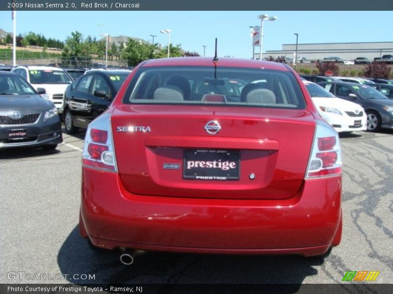Red Brick / Charcoal 2009 Nissan Sentra 2.0