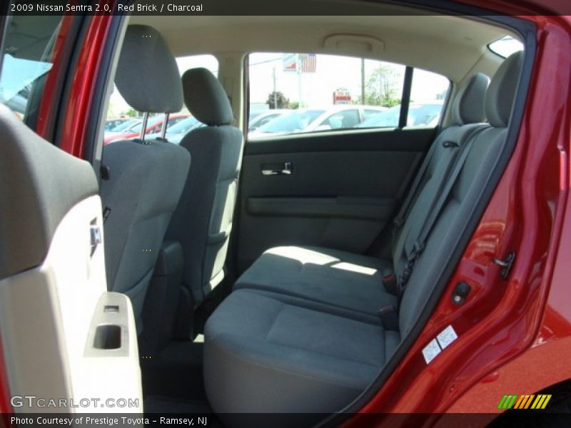 Red Brick / Charcoal 2009 Nissan Sentra 2.0