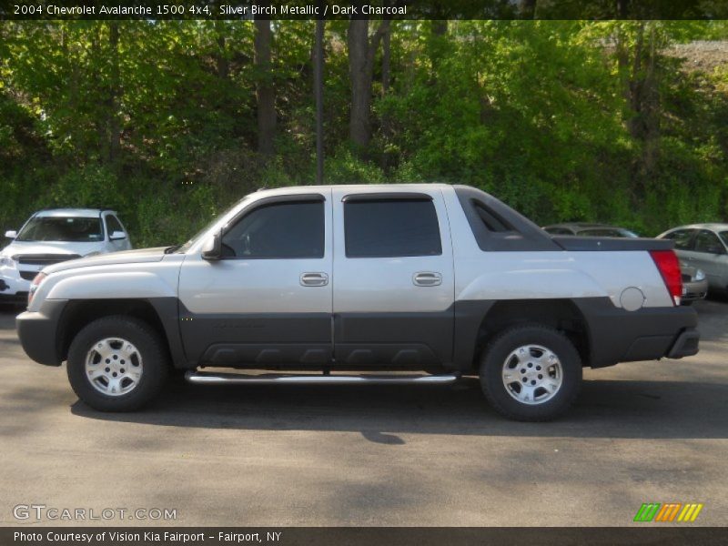 Silver Birch Metallic / Dark Charcoal 2004 Chevrolet Avalanche 1500 4x4