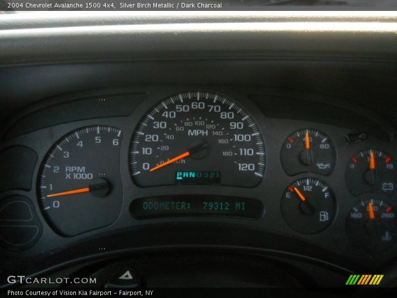 Silver Birch Metallic / Dark Charcoal 2004 Chevrolet Avalanche 1500 4x4