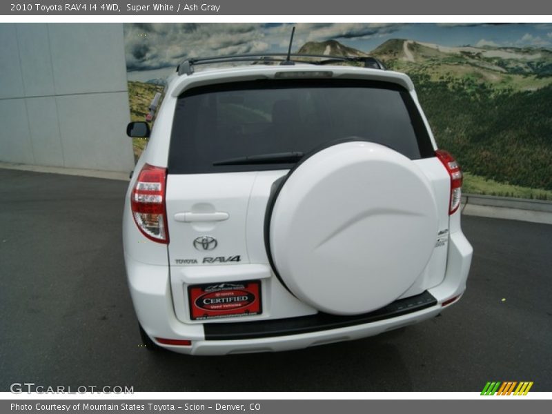 Super White / Ash Gray 2010 Toyota RAV4 I4 4WD