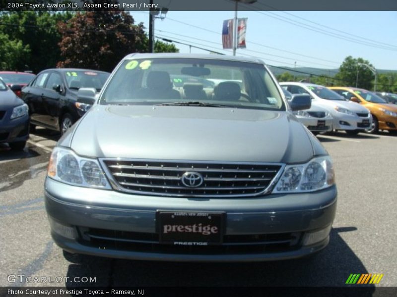 Aspen Green Pearl / Ivory 2004 Toyota Avalon XLS