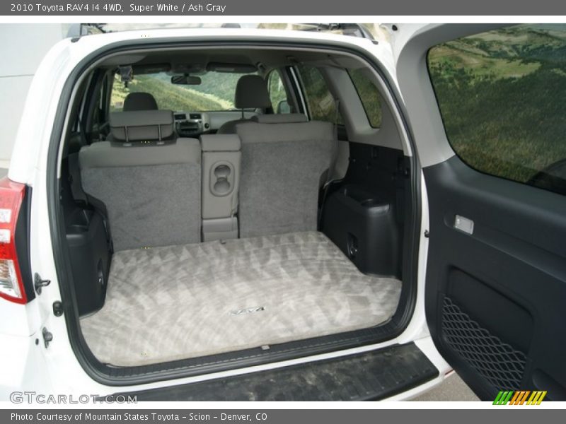 Super White / Ash Gray 2010 Toyota RAV4 I4 4WD