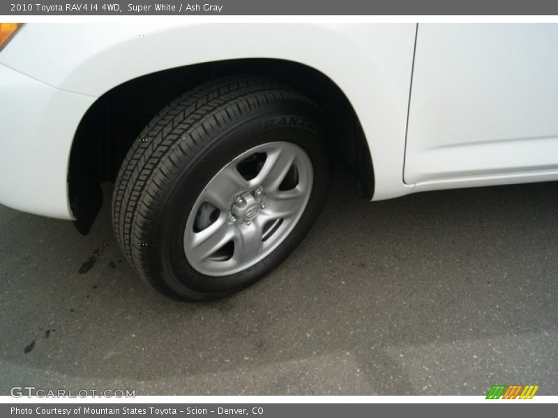 Super White / Ash Gray 2010 Toyota RAV4 I4 4WD