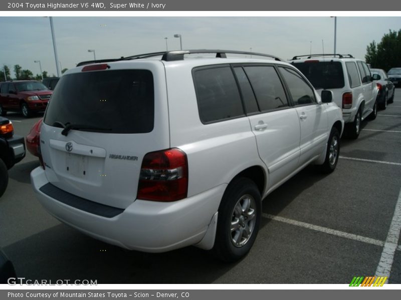 Super White / Ivory 2004 Toyota Highlander V6 4WD