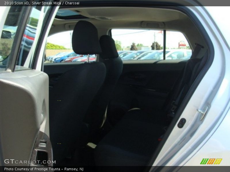 Silver Streak Mica / Charcoal 2010 Scion xD