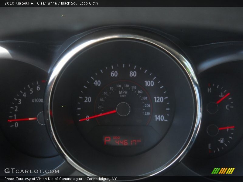 Clear White / Black Soul Logo Cloth 2010 Kia Soul +
