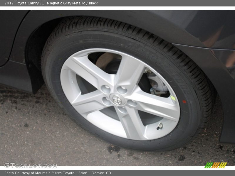 Magnetic Gray Metallic / Black 2012 Toyota Camry SE