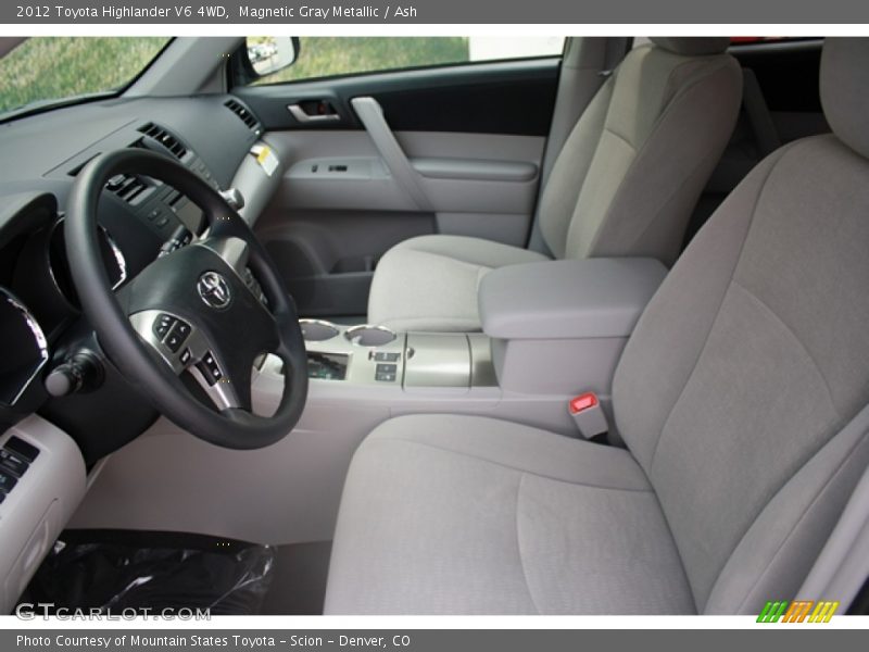 Magnetic Gray Metallic / Ash 2012 Toyota Highlander V6 4WD