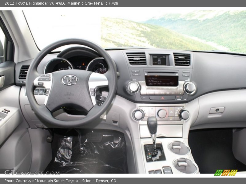 Magnetic Gray Metallic / Ash 2012 Toyota Highlander V6 4WD
