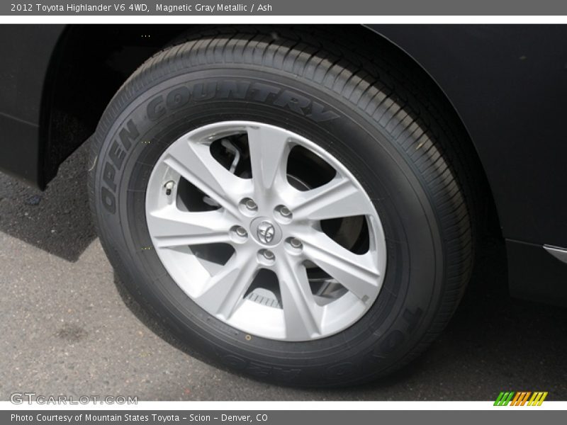 Magnetic Gray Metallic / Ash 2012 Toyota Highlander V6 4WD