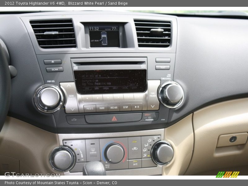 Blizzard White Pearl / Sand Beige 2012 Toyota Highlander V6 4WD