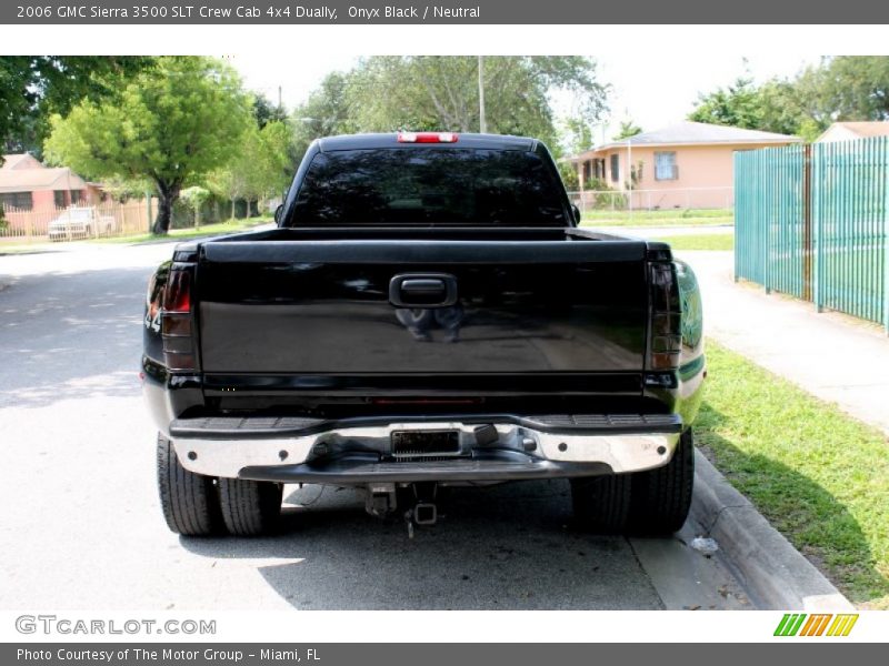 Onyx Black / Neutral 2006 GMC Sierra 3500 SLT Crew Cab 4x4 Dually