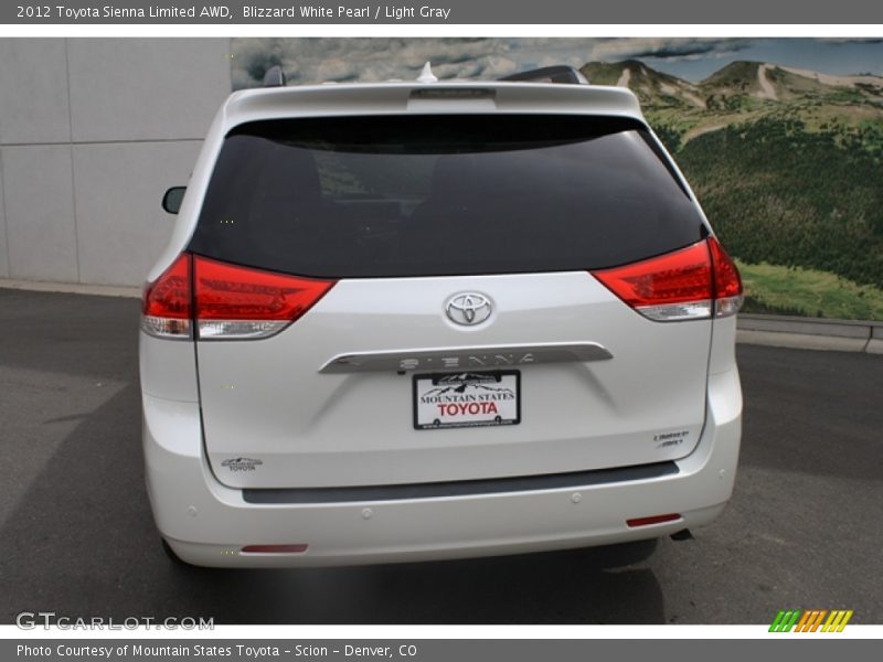 Blizzard White Pearl / Light Gray 2012 Toyota Sienna Limited AWD