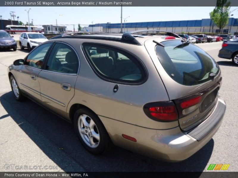 Arizona Beige Metallic / Medium Parchment 2003 Ford Taurus SE Wagon