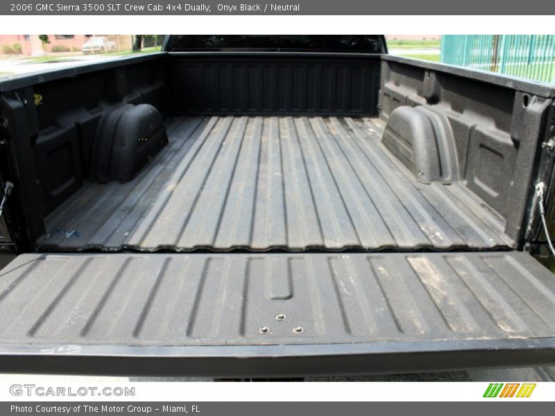Onyx Black / Neutral 2006 GMC Sierra 3500 SLT Crew Cab 4x4 Dually
