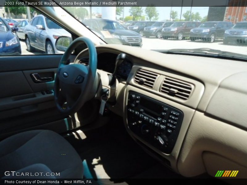 Arizona Beige Metallic / Medium Parchment 2003 Ford Taurus SE Wagon