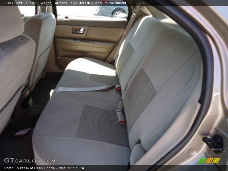 Arizona Beige Metallic / Medium Parchment 2003 Ford Taurus SE Wagon