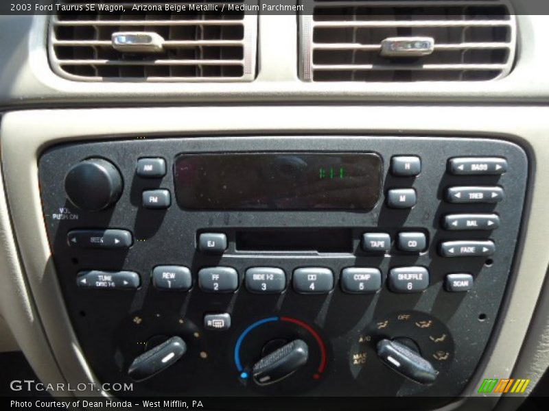 Arizona Beige Metallic / Medium Parchment 2003 Ford Taurus SE Wagon