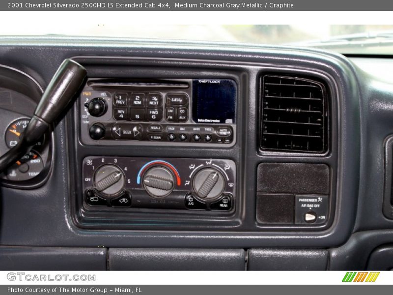 Medium Charcoal Gray Metallic / Graphite 2001 Chevrolet Silverado 2500HD LS Extended Cab 4x4