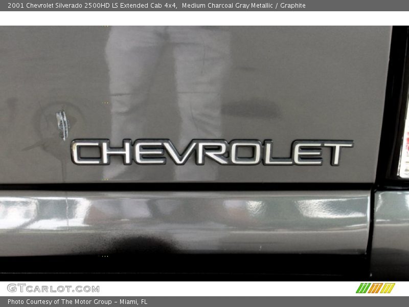 Medium Charcoal Gray Metallic / Graphite 2001 Chevrolet Silverado 2500HD LS Extended Cab 4x4