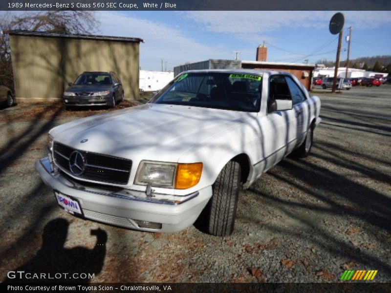 White / Blue 1989 Mercedes-Benz S Class 560 SEC Coupe