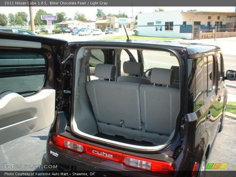 Bitter Chocolate Pearl / Light Gray 2011 Nissan Cube 1.8 S
