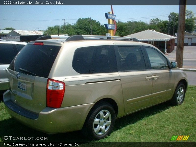 Sunset Gold / Beige 2006 Kia Sedona LX