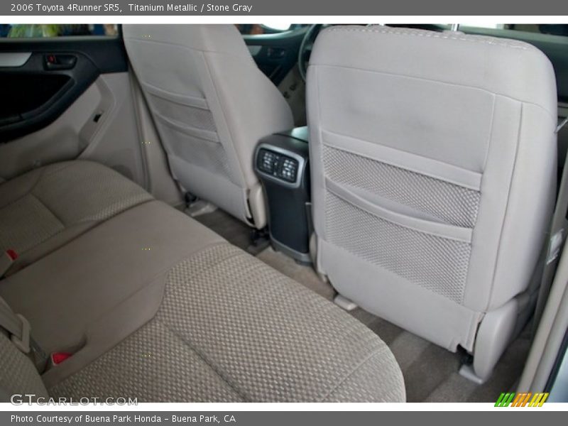 Titanium Metallic / Stone Gray 2006 Toyota 4Runner SR5