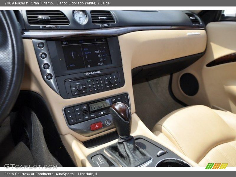Bianco Eldorado (White) / Beige 2009 Maserati GranTurismo