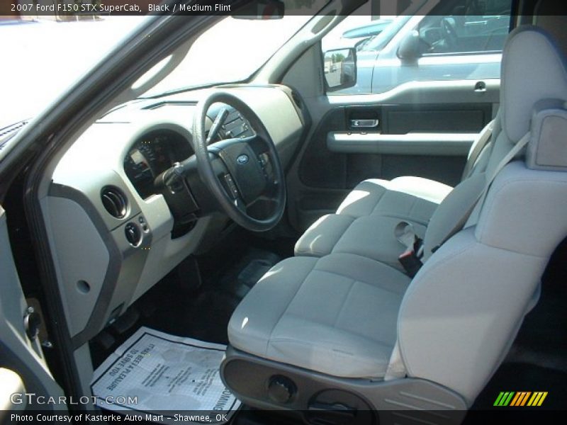 Black / Medium Flint 2007 Ford F150 STX SuperCab