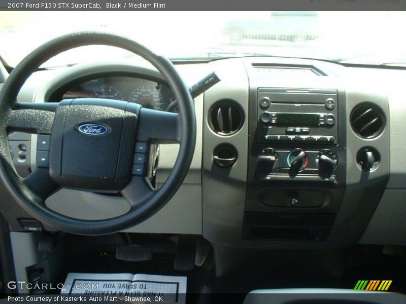 Black / Medium Flint 2007 Ford F150 STX SuperCab