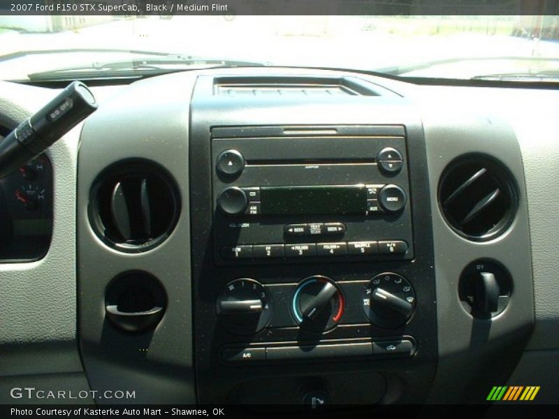 Black / Medium Flint 2007 Ford F150 STX SuperCab