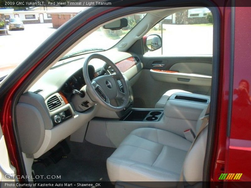 Red Jewel Tintcoat / Light Titanium 2009 GMC Yukon SLT