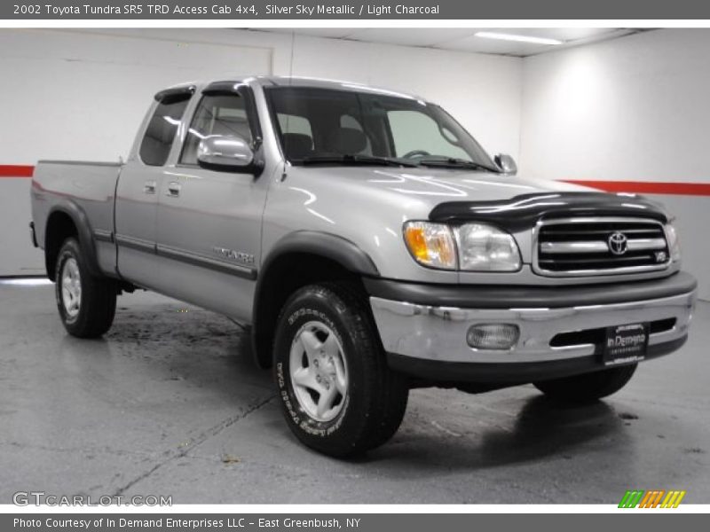 Silver Sky Metallic / Light Charcoal 2002 Toyota Tundra SR5 TRD Access Cab 4x4
