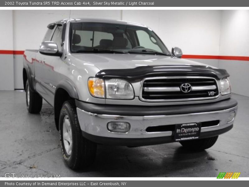 Silver Sky Metallic / Light Charcoal 2002 Toyota Tundra SR5 TRD Access Cab 4x4
