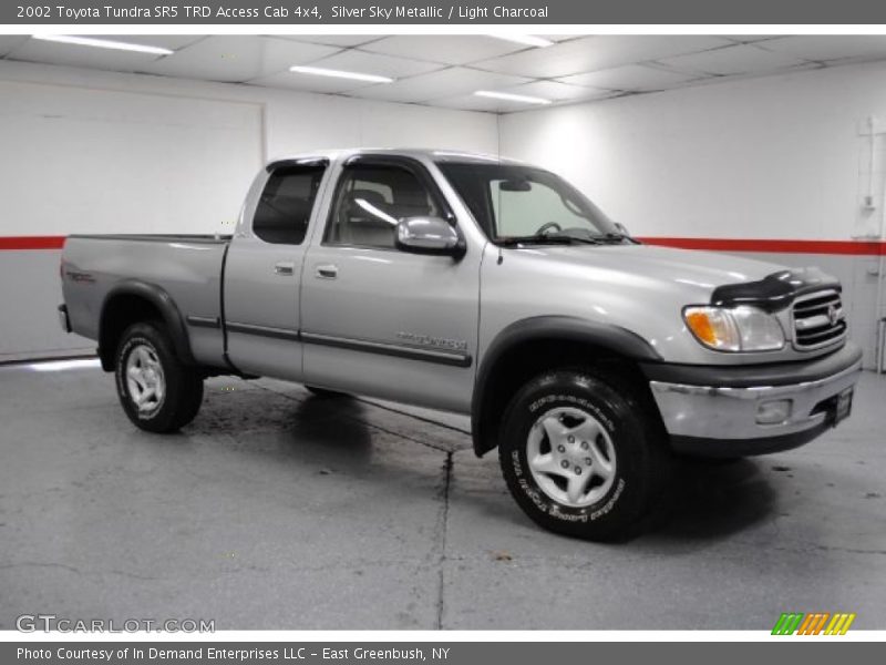 Silver Sky Metallic / Light Charcoal 2002 Toyota Tundra SR5 TRD Access Cab 4x4