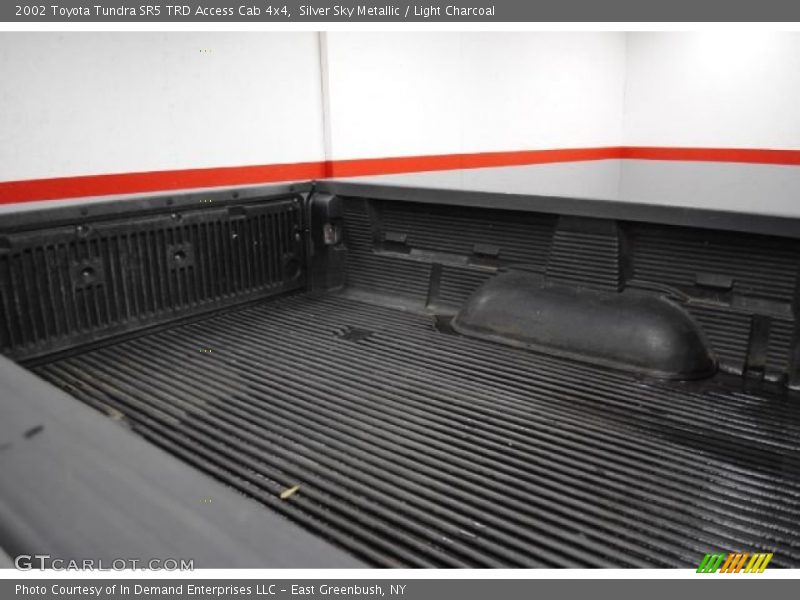 Silver Sky Metallic / Light Charcoal 2002 Toyota Tundra SR5 TRD Access Cab 4x4