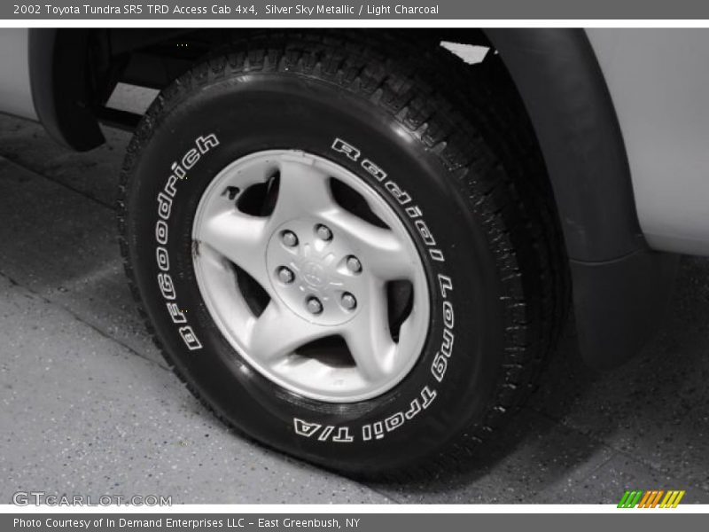 Silver Sky Metallic / Light Charcoal 2002 Toyota Tundra SR5 TRD Access Cab 4x4