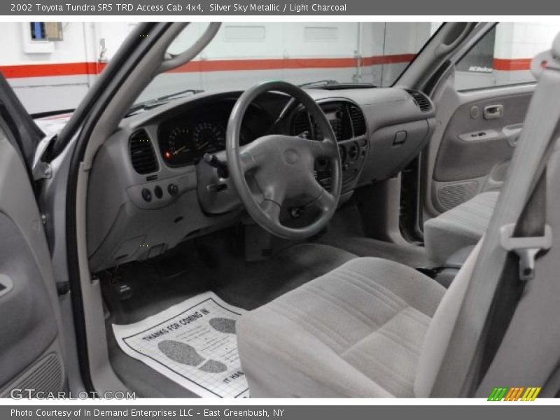 Silver Sky Metallic / Light Charcoal 2002 Toyota Tundra SR5 TRD Access Cab 4x4