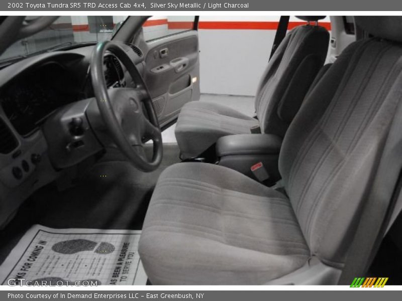 Silver Sky Metallic / Light Charcoal 2002 Toyota Tundra SR5 TRD Access Cab 4x4