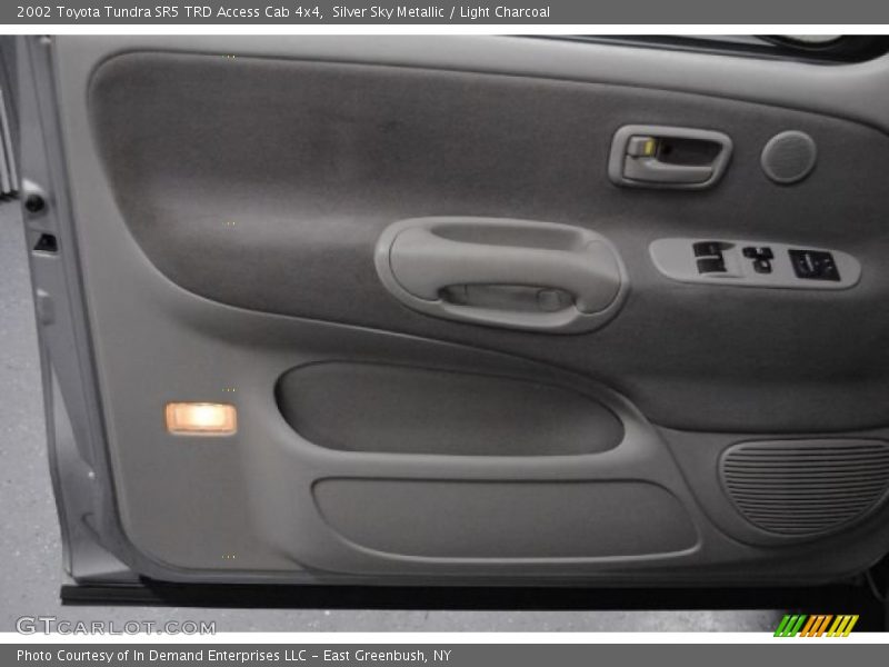 Silver Sky Metallic / Light Charcoal 2002 Toyota Tundra SR5 TRD Access Cab 4x4