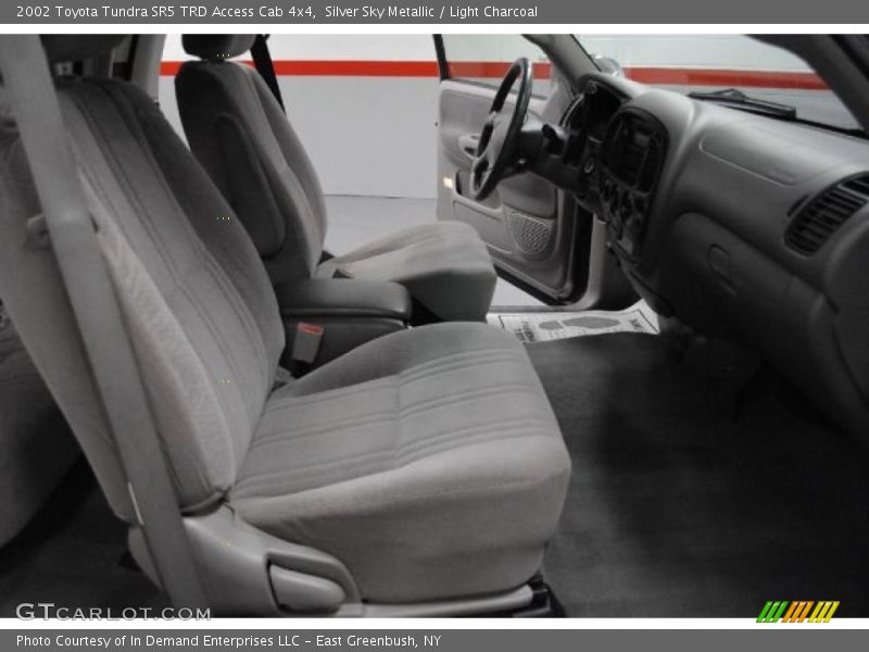 Silver Sky Metallic / Light Charcoal 2002 Toyota Tundra SR5 TRD Access Cab 4x4